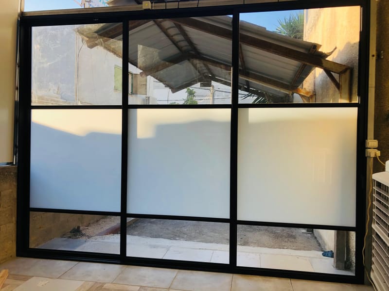 שילוב של עיצוב, איכות ובידוד מושלם