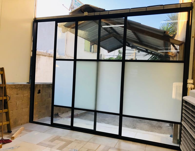 שילוב של עיצוב, איכות ובידוד מושלם