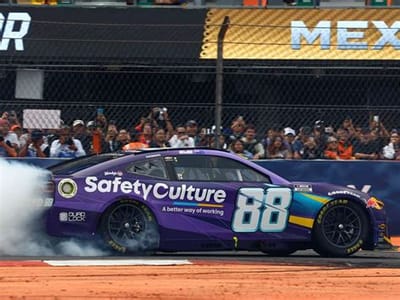 The 2025 Viva Mexico 250 at Autodromo Hermanos Rodriguez