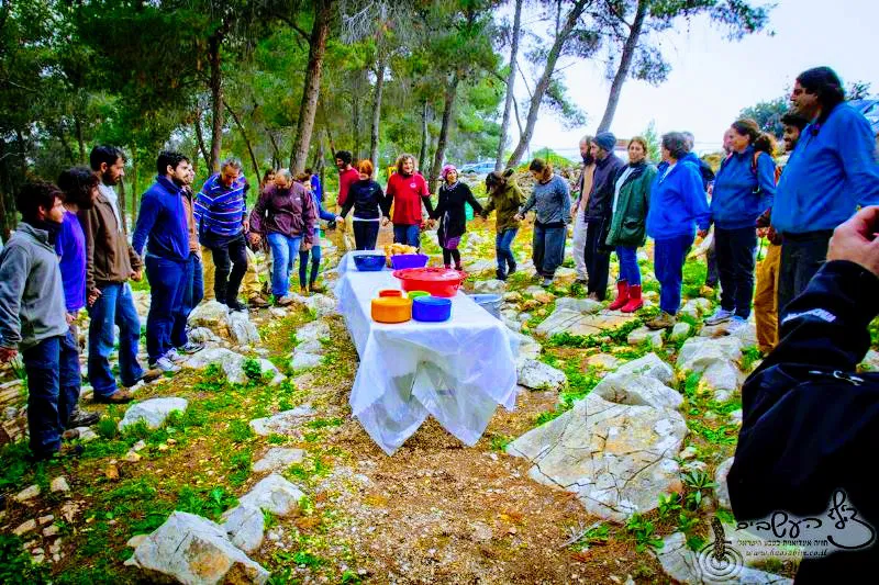 מסעות הצייד והליקוט עם צ'יף העשבים