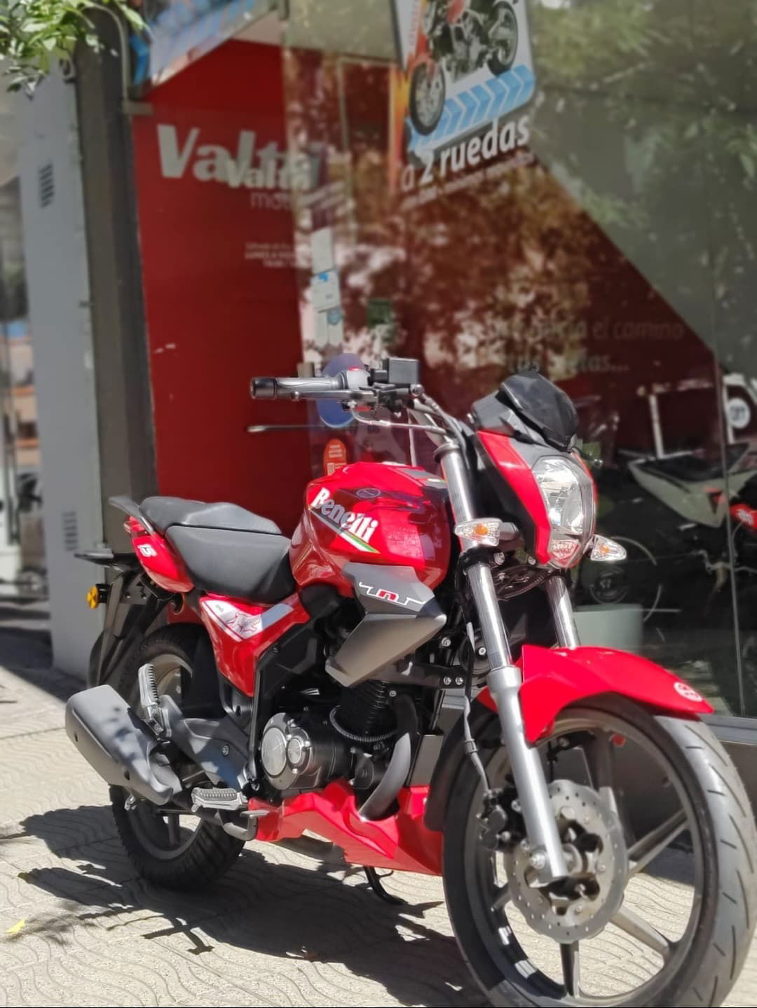 Benelli TNT 15