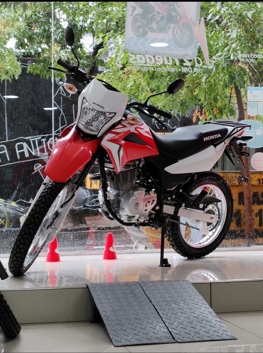 Honda XR 150L