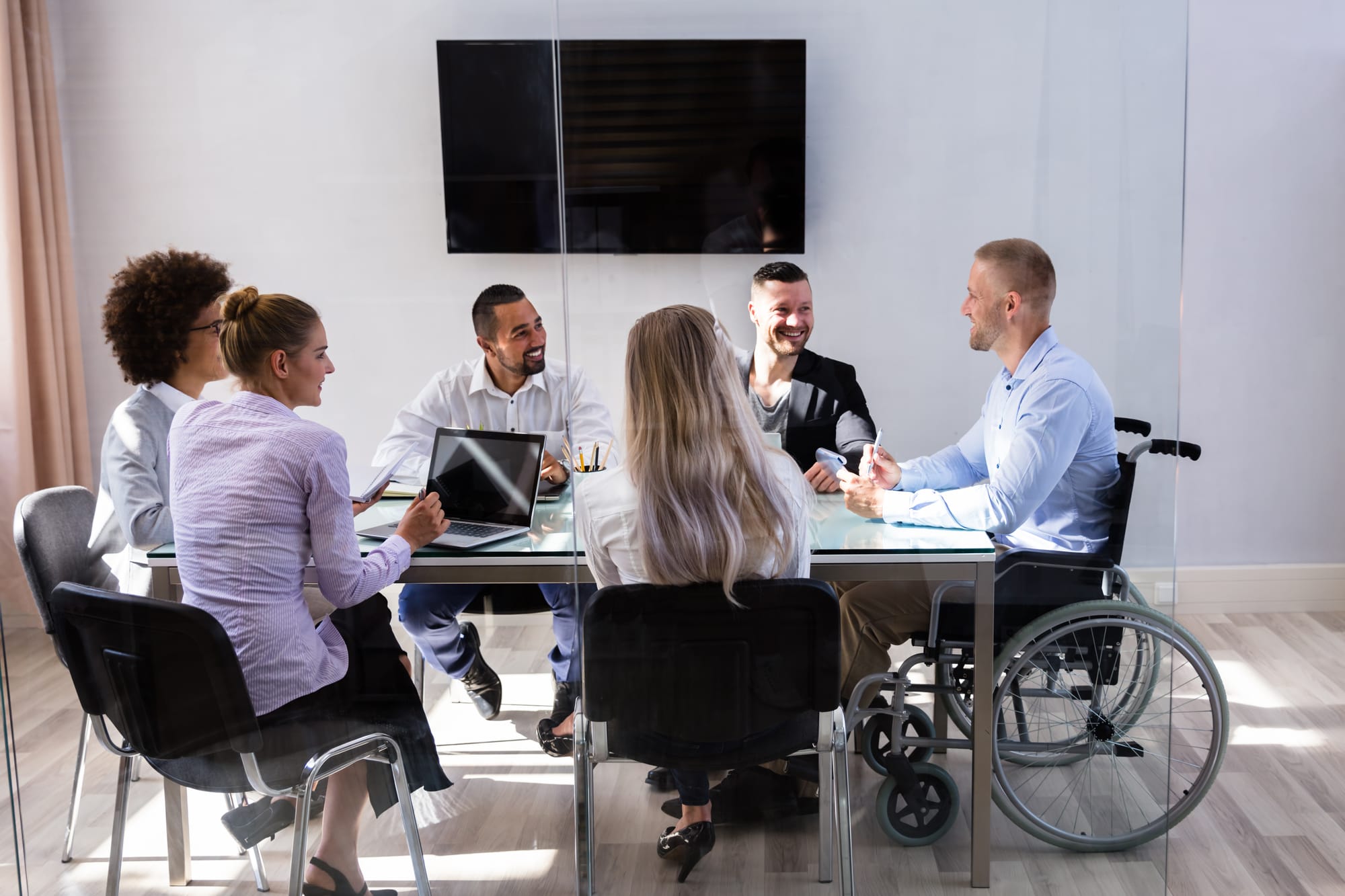 Audit et Normes pour les Entreprises en Matière de Handicap : Guide Pratique pour les Responsables RH, Dirigeants et Collectivités