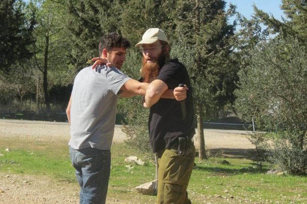 למה נשברו למייק טייסון האצבעות?