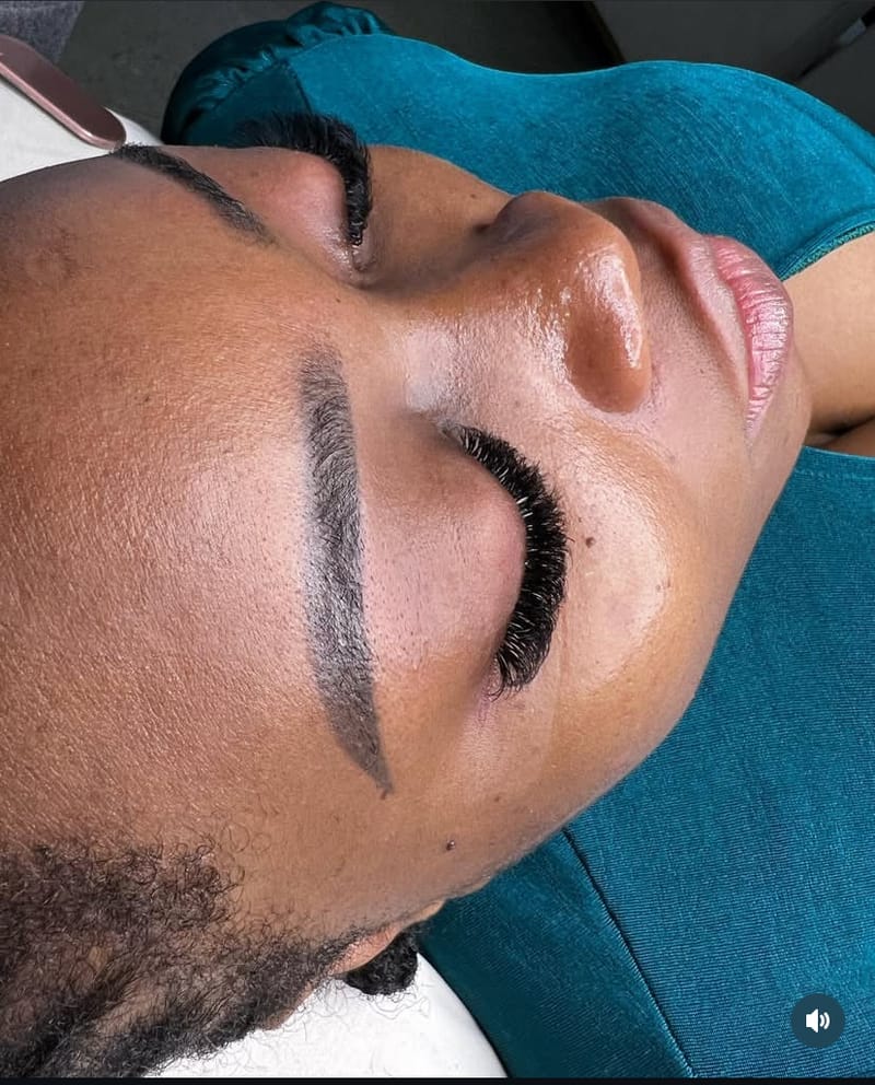Volume Lash Extensions