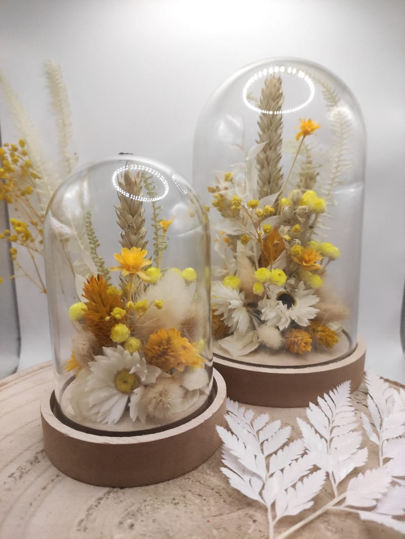 cloches de fleurs séchées