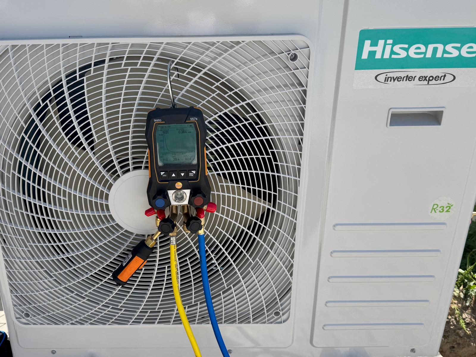 Système cinq splits Hisense