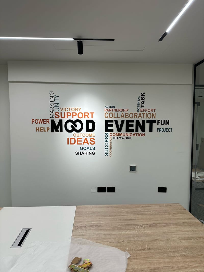 قص ليزر جميع اعمال الاكريلك