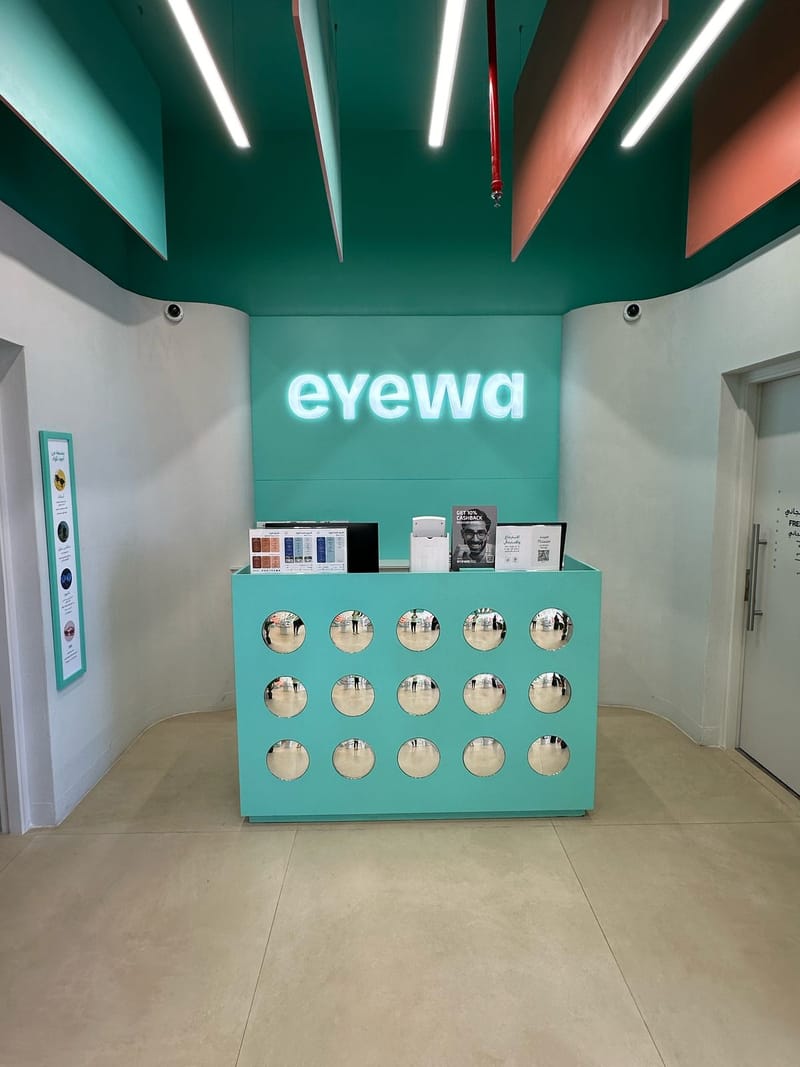 قص ليزر جميع اعمال الاكريلك