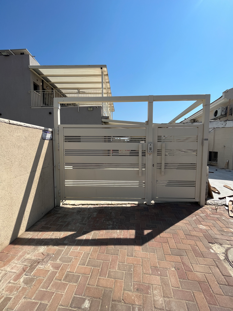 שערים ודלתות