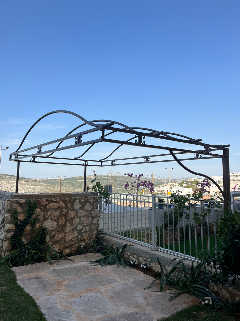 ריהוט דקורטיבי