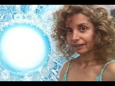 Francisca Blázquez, artista española creadora del Dimensionalismo.