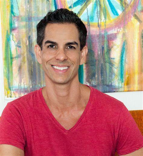 Johnny García, artista angélico del alma, sanador y canalizador