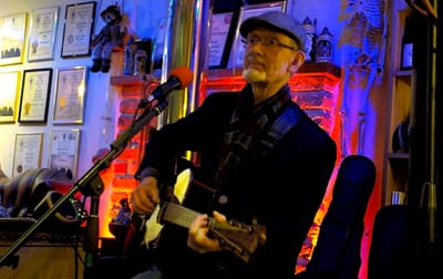 The Sixpenny Tap, Cranborne