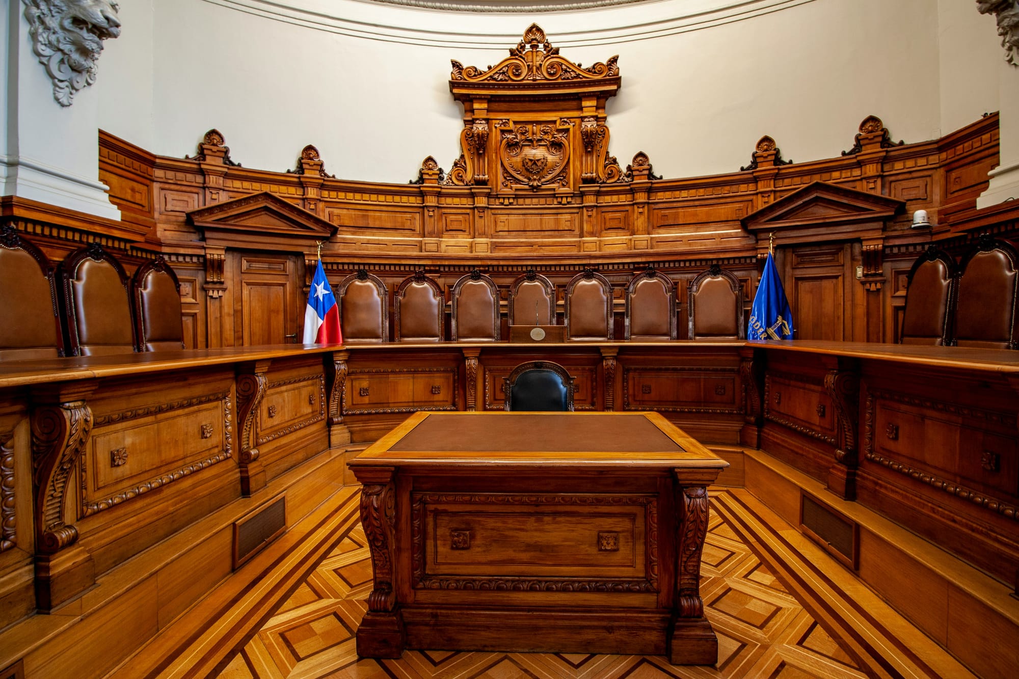 How Private Investigators Assist in Legal Cases