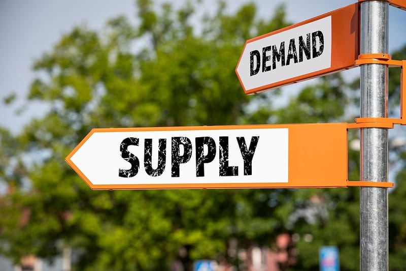 האשליה הסטטיסטית: כמה זמן באמת ייקח לקבלנים למכור את הדירות?