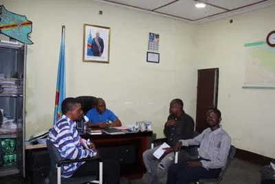 10 RÈGLES POUR CONSTRUIRE UNE ENTREPRISE TRÈS PROSPÈRE