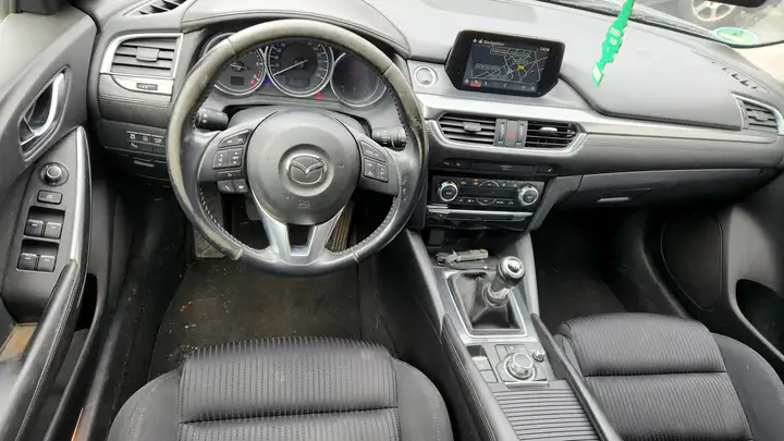 Tolles Fahrzeug wenige Laufleistung