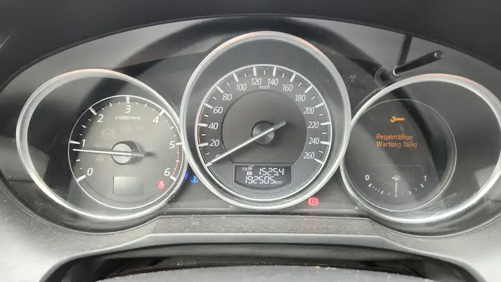 Tolles Fahrzeug wenige Laufleistung