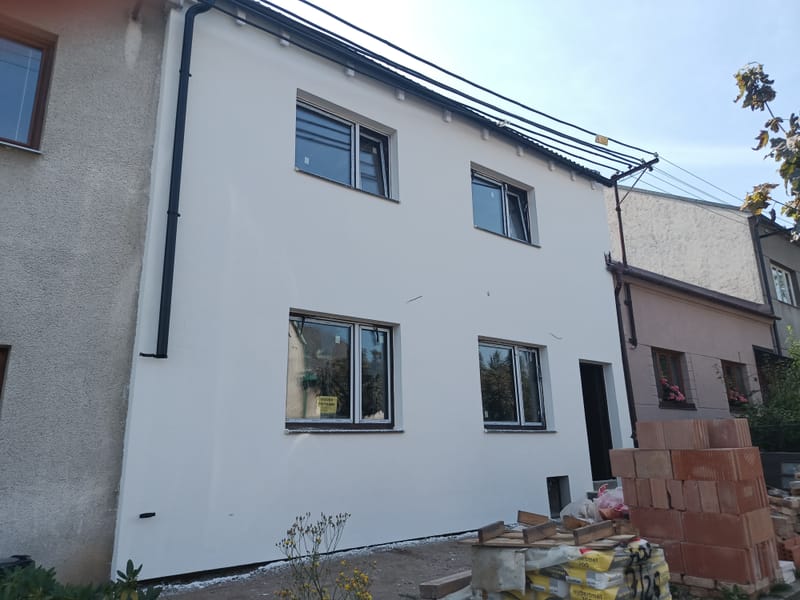 Kompletní rekonstrukce domů