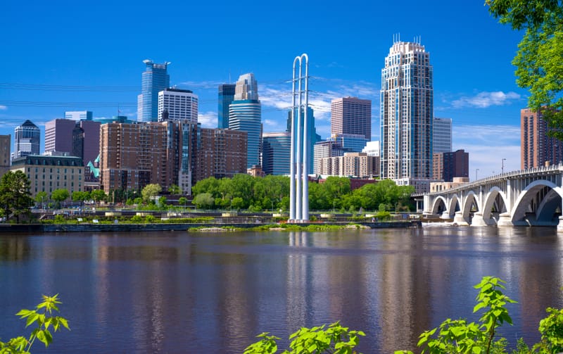 Low-Cost Rental Cars at MSP Airport with Fast Pickup