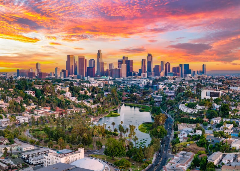 Compare Affordable BUR Airport Car Rental Options Near Studios & Downtown