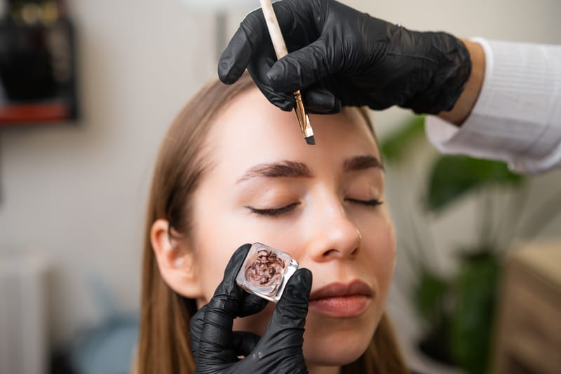 BROW TINT