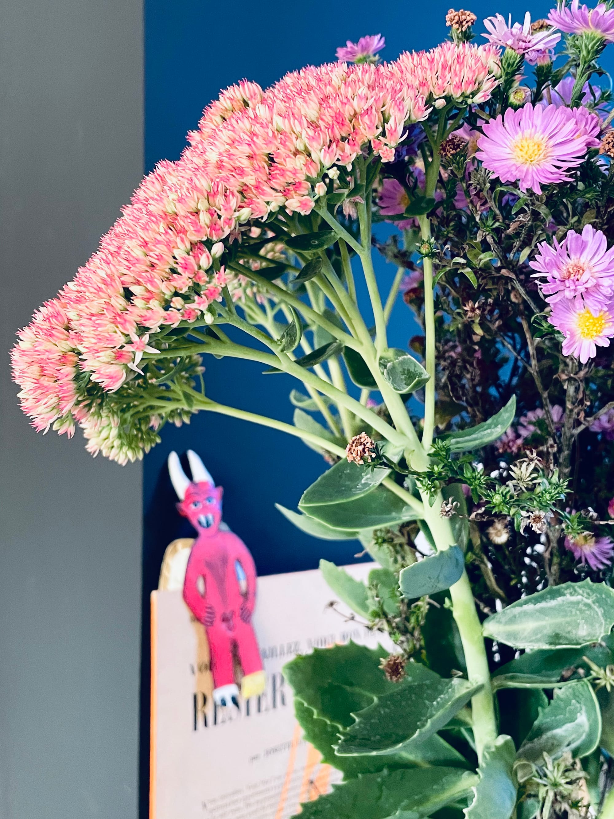 Etre plutôt fleur bleue