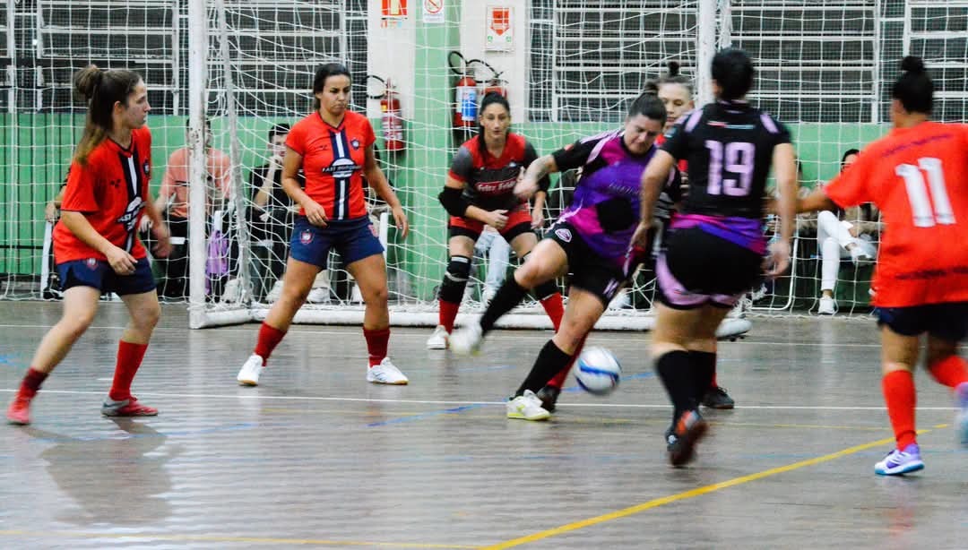 Futsal Feminino entra na reta final com decisão dos classificados para as oitavas