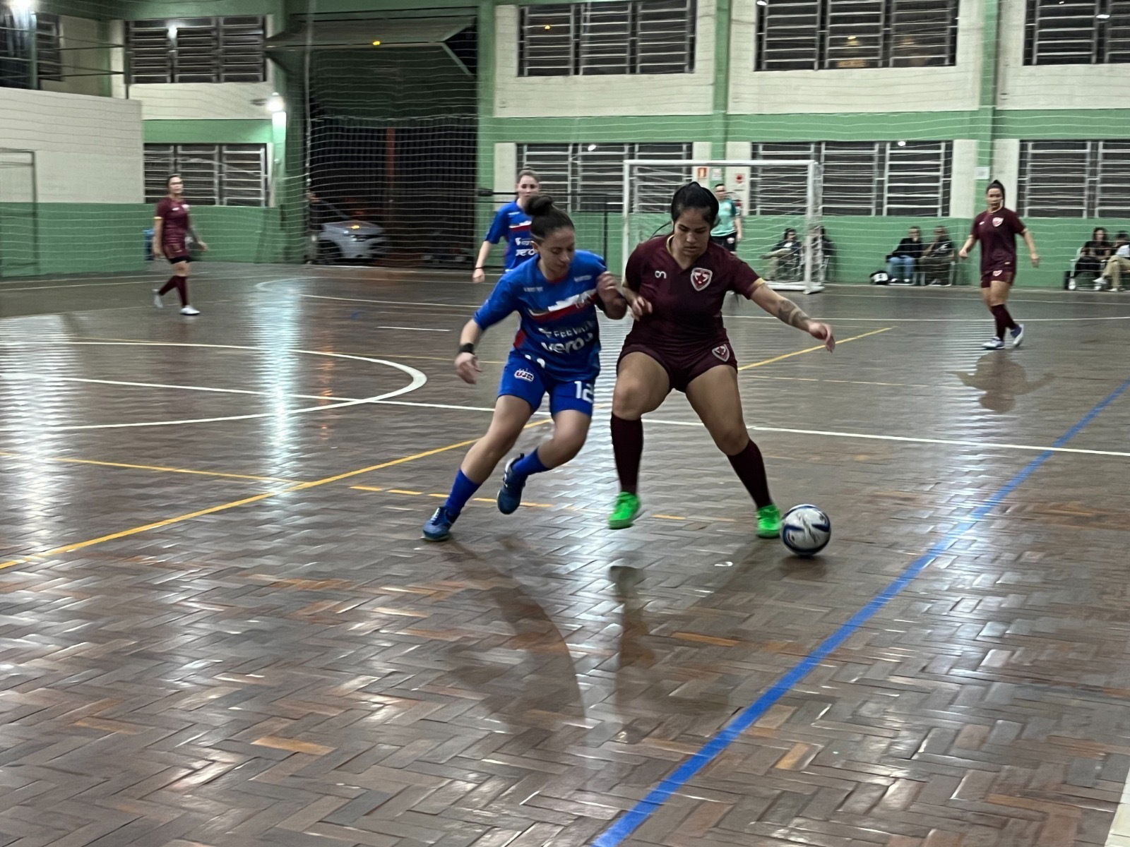 Futsal Feminino de Estância Velha pega fogo e define confrontos decisivos!