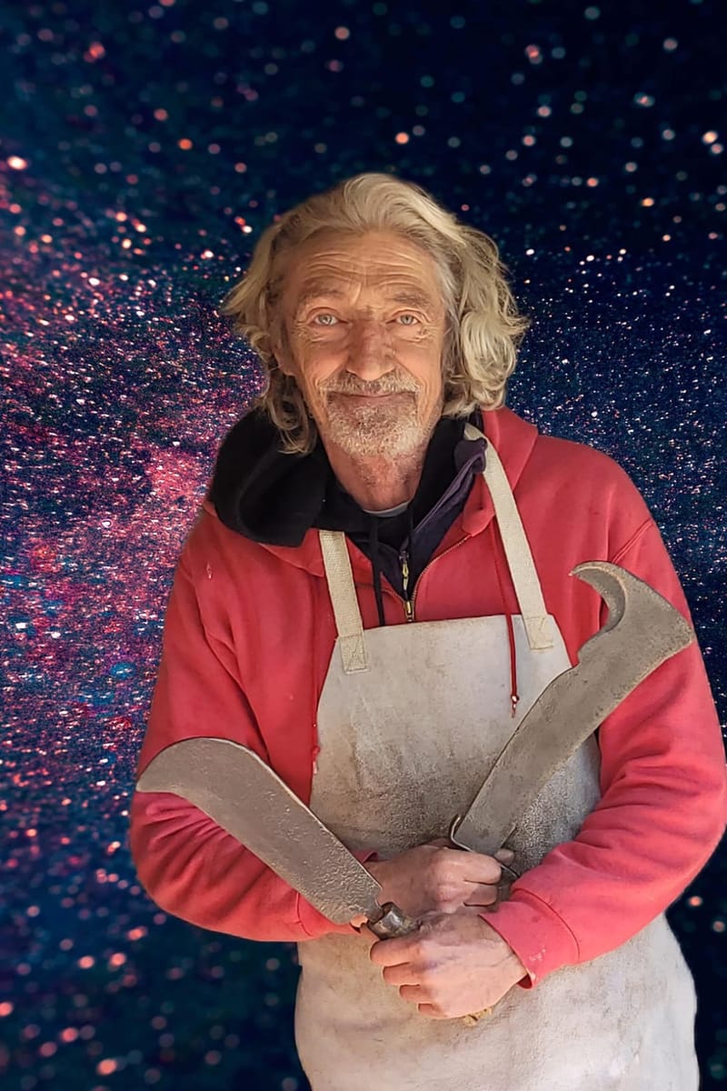 Denis, à votre service.