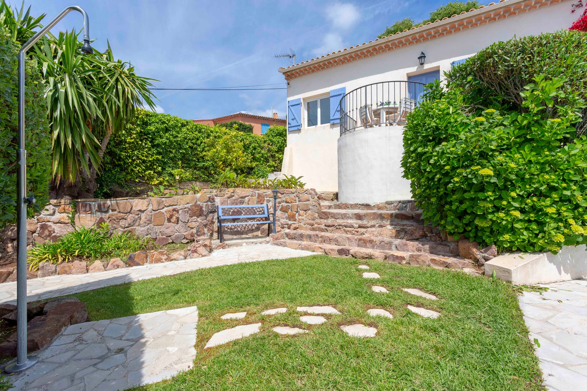 South facing villa La Cigalette