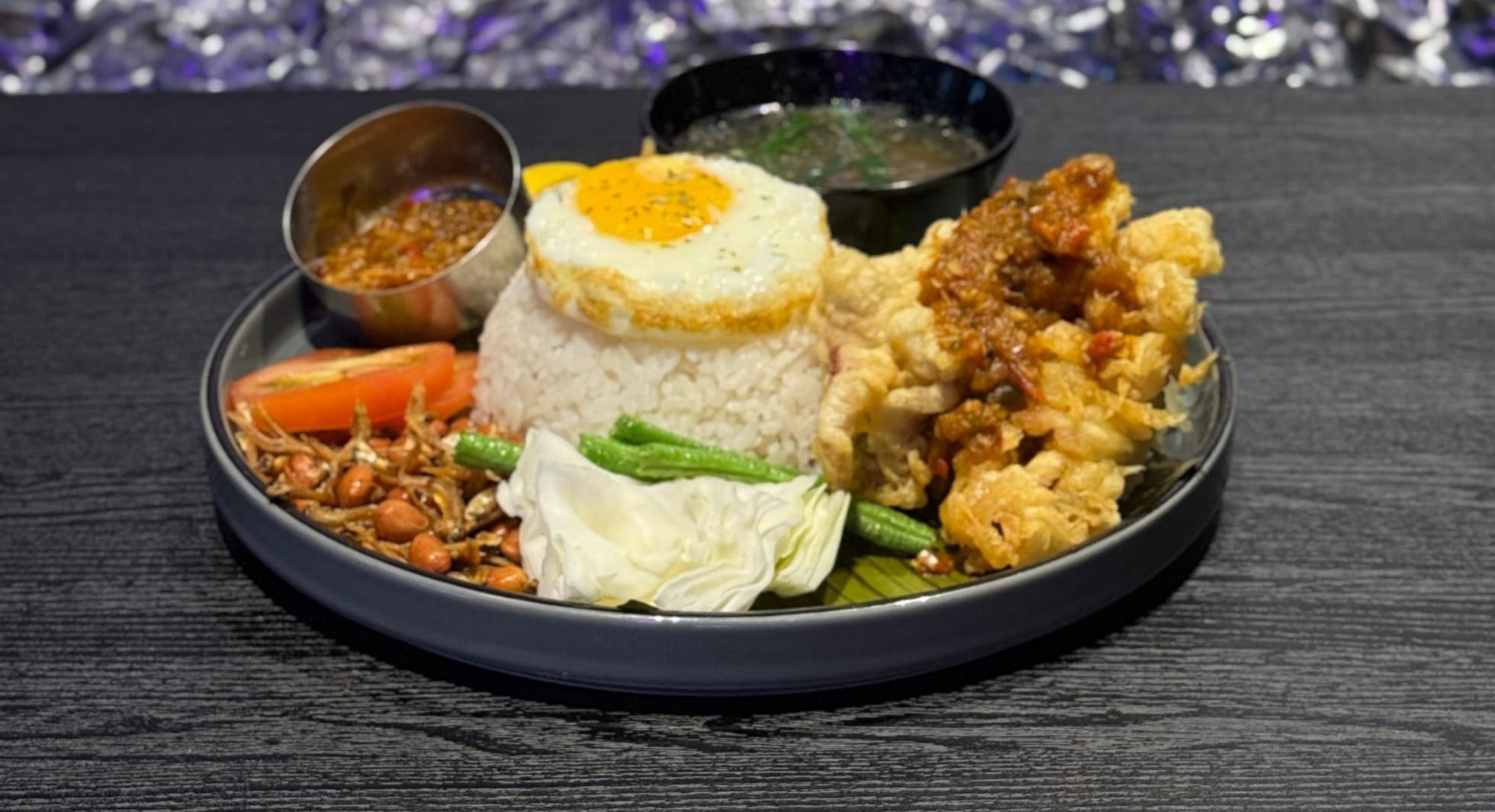 Nasi Lemak Sotong Goreng