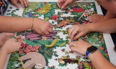 The Guardian-Jigsaws get a piece of the action as ‘speed puzzling fever’ grips UK