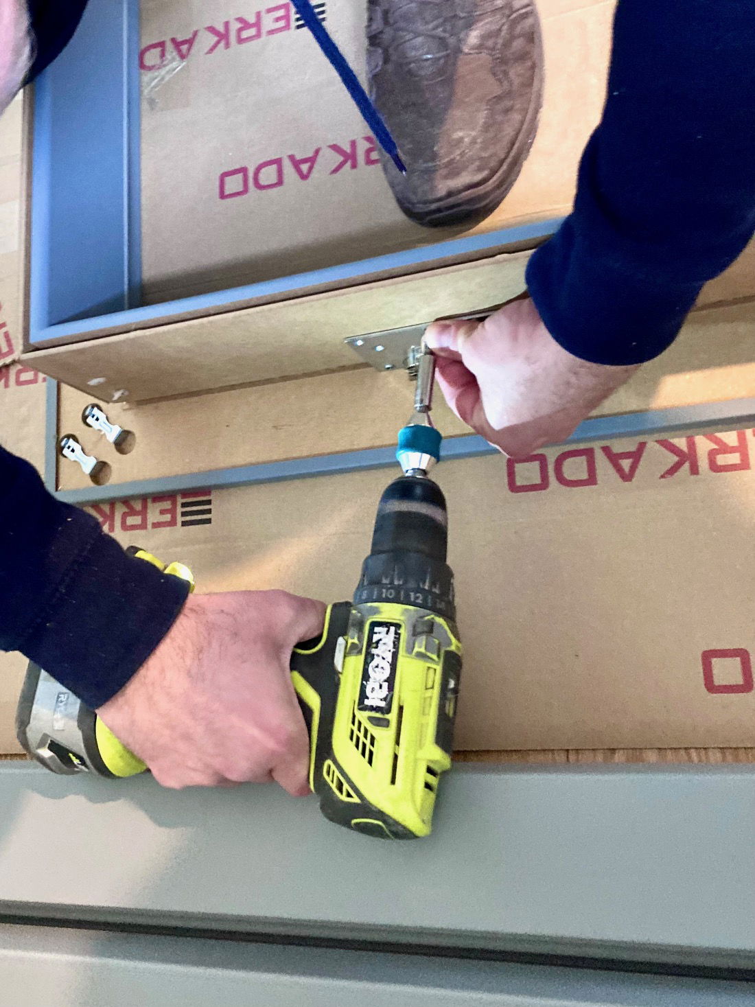 Montaż drzwi Erkado