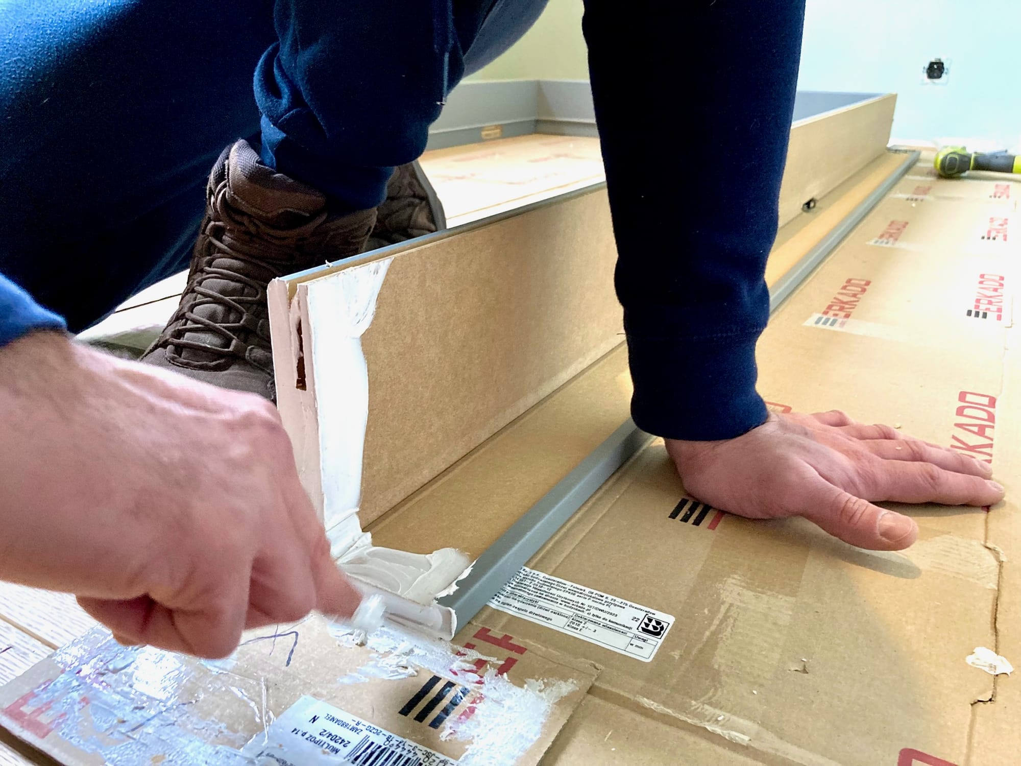 Montaż drzwi Erkado