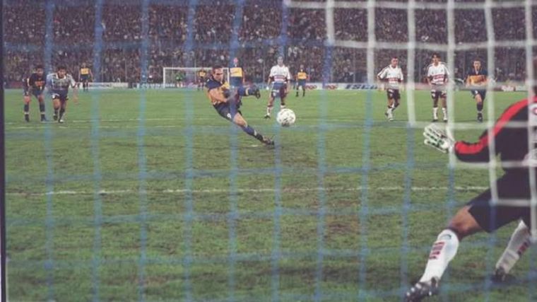 FÚTBOL - El día que Palermo desafió a la FIFA