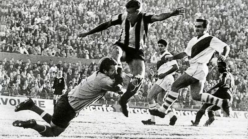 COPA CONMEBOL LIBERTADORES – Peñarol hizo ‘gallina’ a River Plate