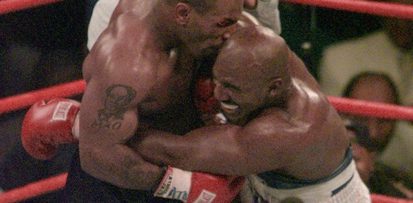 BOXEO -  Cuando Tyson mordió a Holyfield