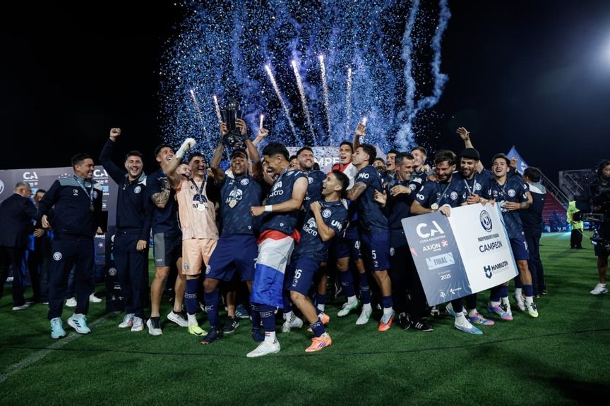 COPA ARGENTINA - Mendoza en la cima: Independiente Rivadavia campeón y el fútbol cuyano en su era dorada