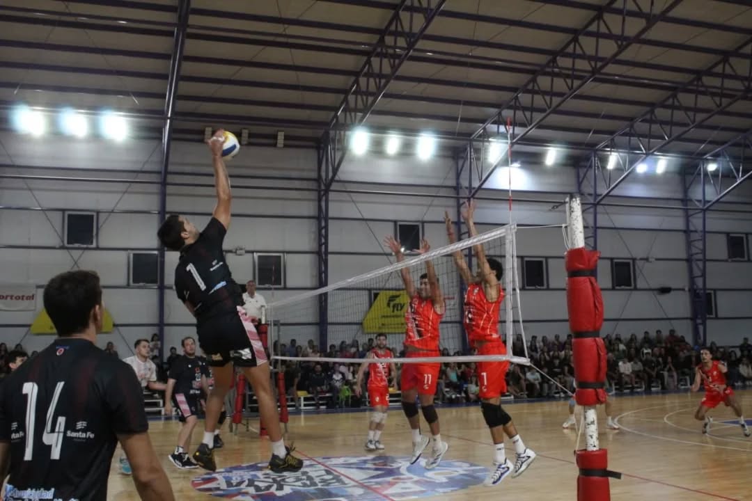 LNVM 2026 – En un partidazo, Lafinur arrancó el torneo con una victoria