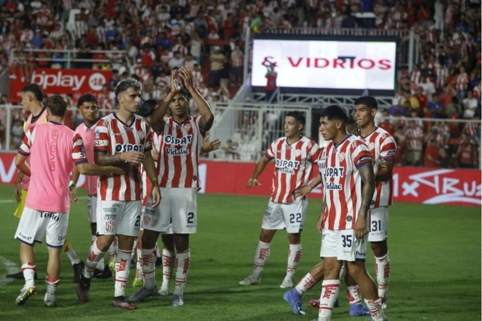 APERTURA 2026 – Debutó Cuello en Unión y erró un gol insólito