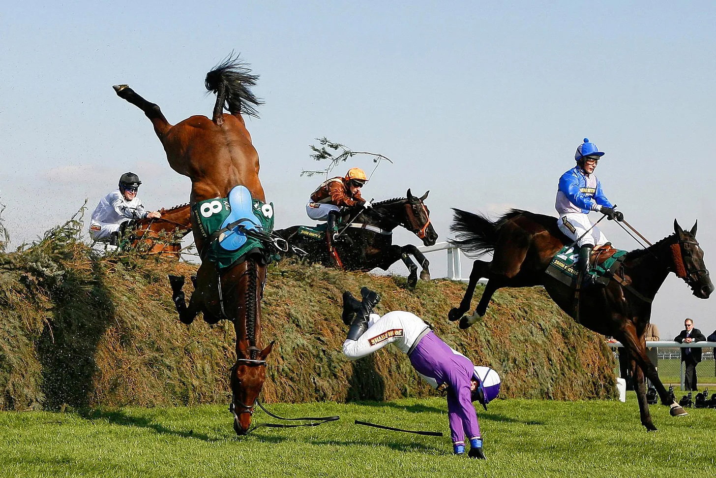 TURF – Grand National, la carrera de caballos más impredecible del mundo