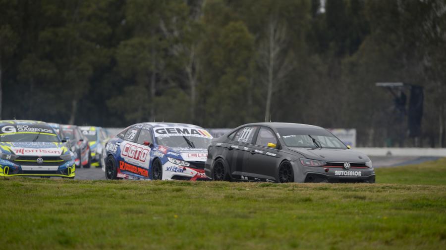 TN C3 EN LA PLATA - Carlos Javier Merlo volvió a sumar, aunque un abandono lo dejó sin premio mayor