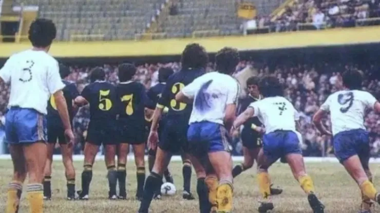 FÚTBOL – El Boca de las camisetas pintadas con marcador