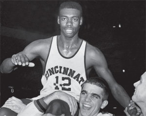 NCAA – Los 56 puntos de Oscar Robertson en el ‘Garden’