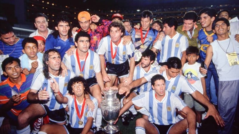 COPA AMÉRICA 1993 – De la mano del 'Coco' Basile y de los pies de Batistuta, Argentina repite campeonato