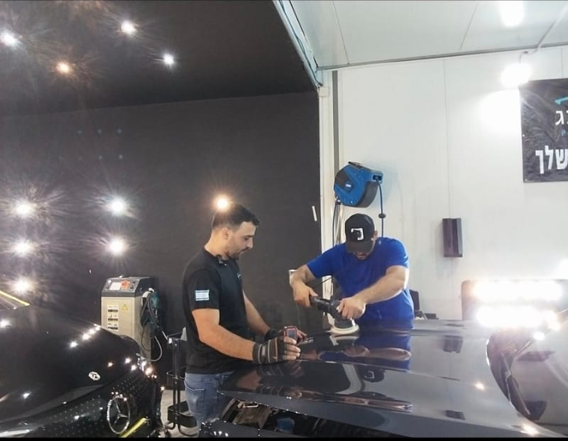 קורס דיטיילינג אחד על אחד