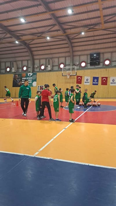 Gölcük Şirinköyspor Basketbol Okulumuz çalışmalarını sürdürüyor.