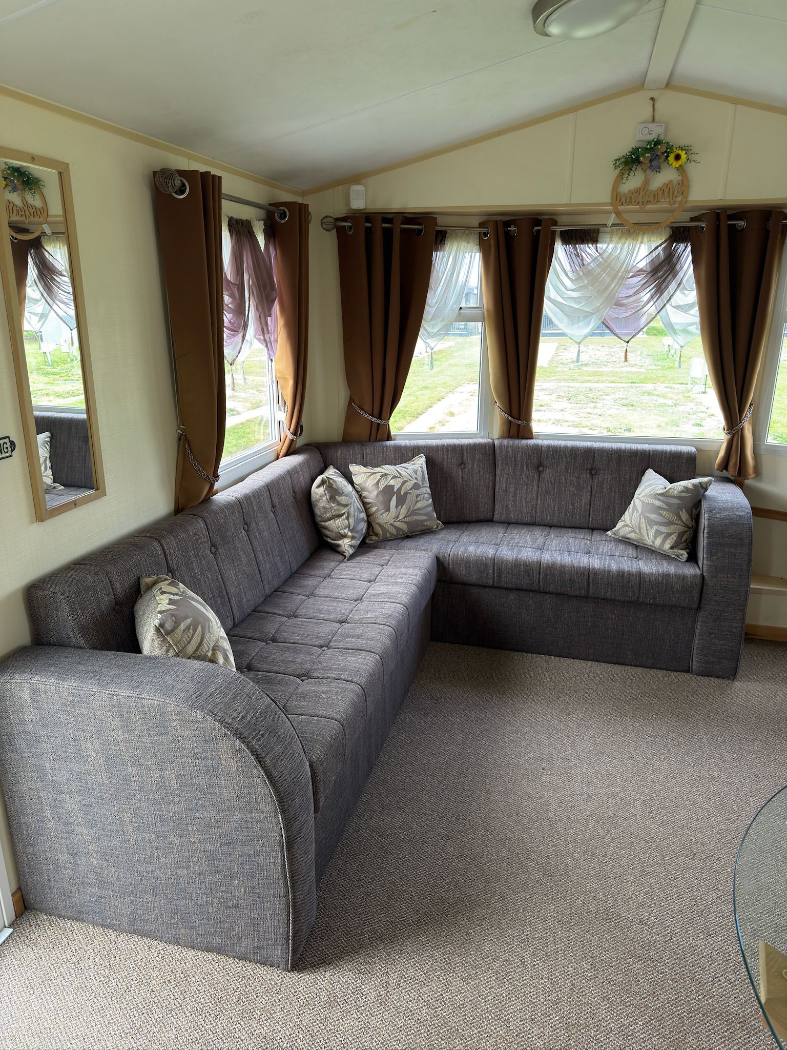 Eastgate F3 (new sofa 2026)